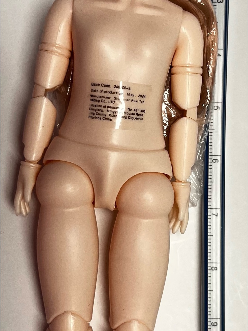 ARTICULATING BJD DOLL & ACCESSORIES - Picture 7 of 8